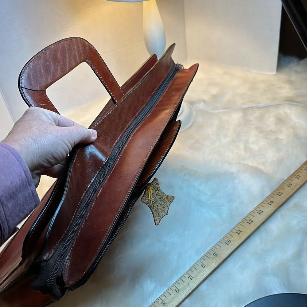 Vintage leather portfolio - Picture 7 of 8